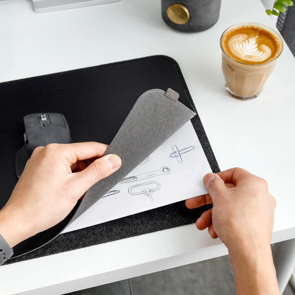 ORBITKEY Desk Mat Slim - Black/ Stone