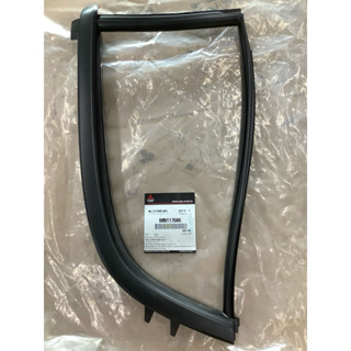 ยางหูช้างหลังไททัน 2006-2014 4ประตู MITSUBISHI