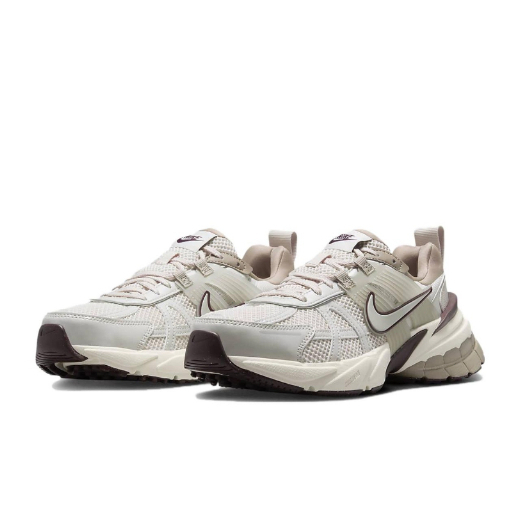 [ของแท้100%]รองเท้า Nike V2K Run "Summit White/Metallic Silver" พร้อมส่ง (FD0736-100) รองเท้าผ้าใบ สุดฮิต