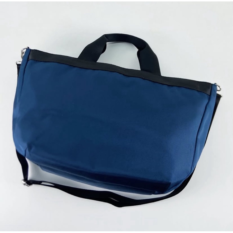 GLOBAL WORK 3-room tote bag