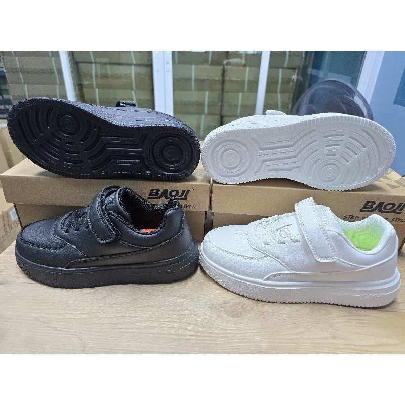 รองเท้าผ้าใบเด็ก BAOJI รุ่น BJK134 size28-37 สี ขาวกับดำ