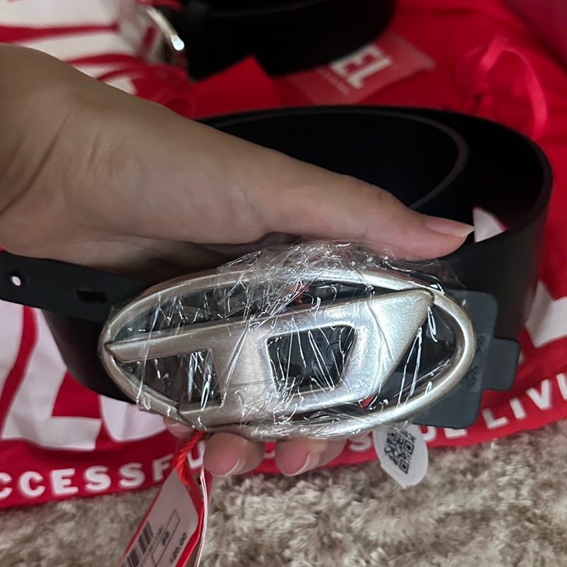 เข็มขัด  Diesel มือสองสภาพ 99% ราคาดี พรีออเดอร์