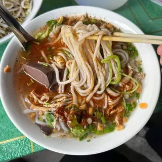 เส้นข้าวเปียกลาว เส้นก๋วยจั๊บญวน (ถุงละ 1กิโลกรัม) เหนียวนุ่ม ไม่อืด