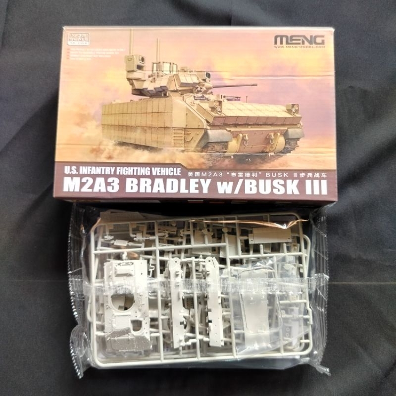 พลาสติกโมเดล MENG M2A3 Bradley w/Busk lll 1/72 us.infantry fighting vehicle พร้อมส่งในไทย