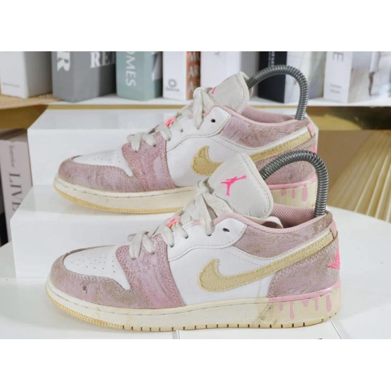 รองเท้า Nike Air Jordans