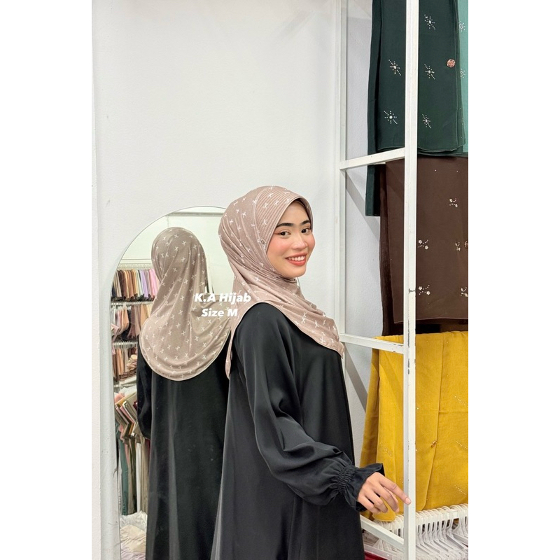 ฮิญาบสวมสำเร็จ ผ้าร่องพิมพ์ลาย ทรงหมุน ขนาดไซส์ M - รูปที่ 4
