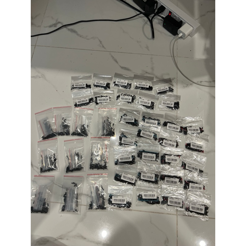 ตาไก่แท้ตรงรุ่น YONEX 100ZZ , 11PRO , 88D GEN3