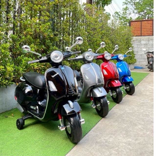 NPT รถแบตเตอรี่เด็กนั่ง รถเด็กนั่ง รถเวสป้าเด็กคันใหญ่ 2มอเตอร์ 3-8ขวบ No.052