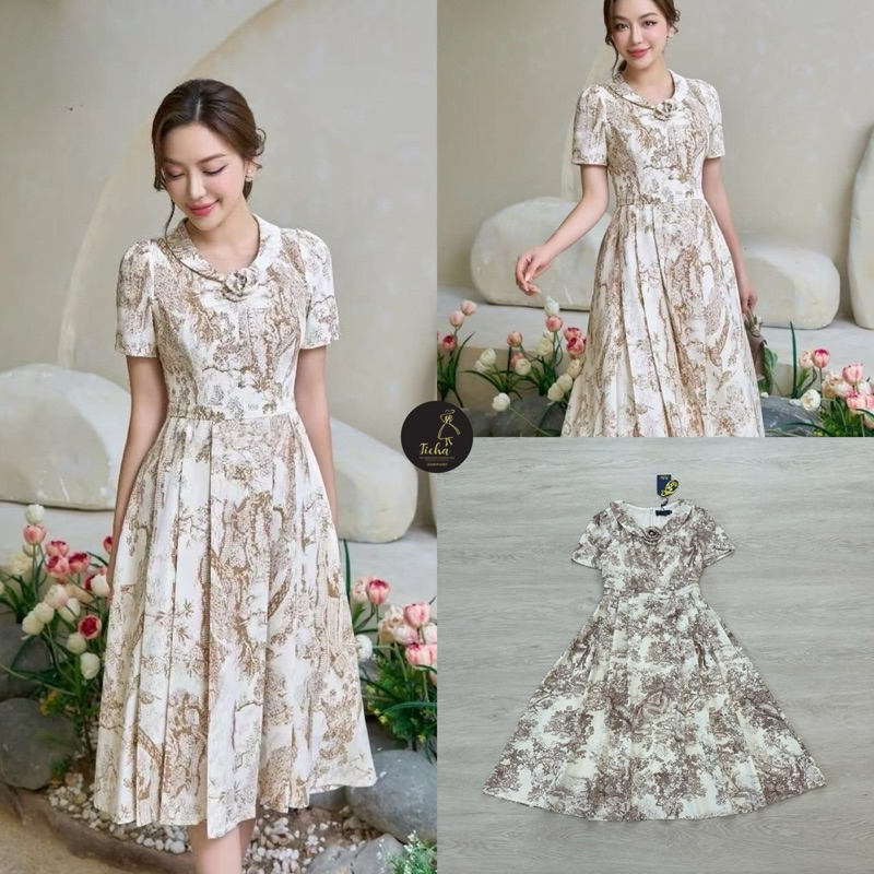 Ticha brand จัดจำหน่ายโดย : Ticha  👗👗::Detail :: เดรสคลุมเข่า แขนสั้น ดีเทลแต่งคอปก ช่วงเอวเข้ารูป ต