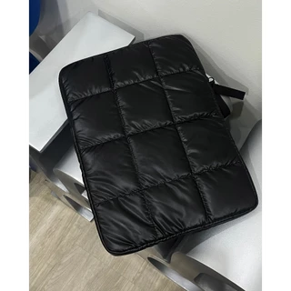 maison KEEPS Lifestyle | Puffy Dual Logo Laptop Sleeve | กระเป๋าแลปท็อป