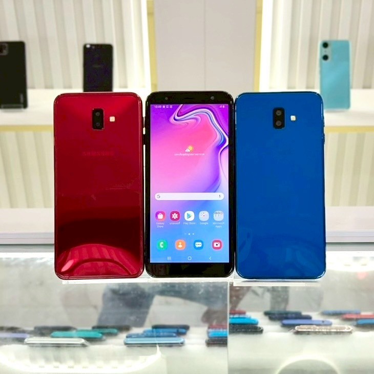 ซัมซุง J6+(หน้าจอ6.0นิ้ว แรม4 รอม 64 แอนดรอยด์8.1 (Oreo) แบต3300mAh)-มือสอง/พร้อมใช้
