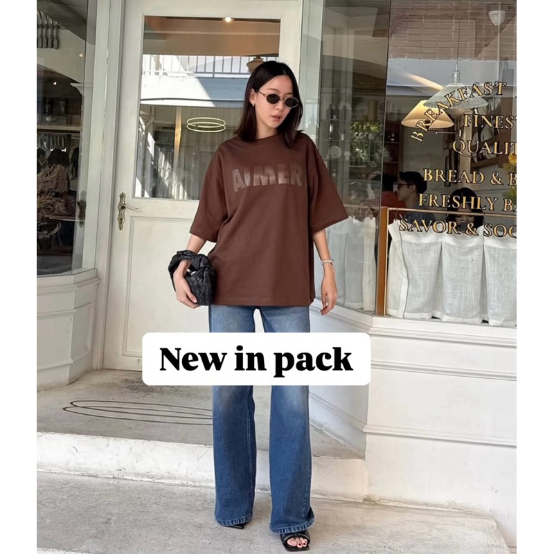 AIMER - AIMER Logo T-Shirt Tone on Tone เสื้อยืดโอเวอร์ไซส์ สกรีนลาย Dark Brown 🤎 ของแท้ สั่งตรงจากแ