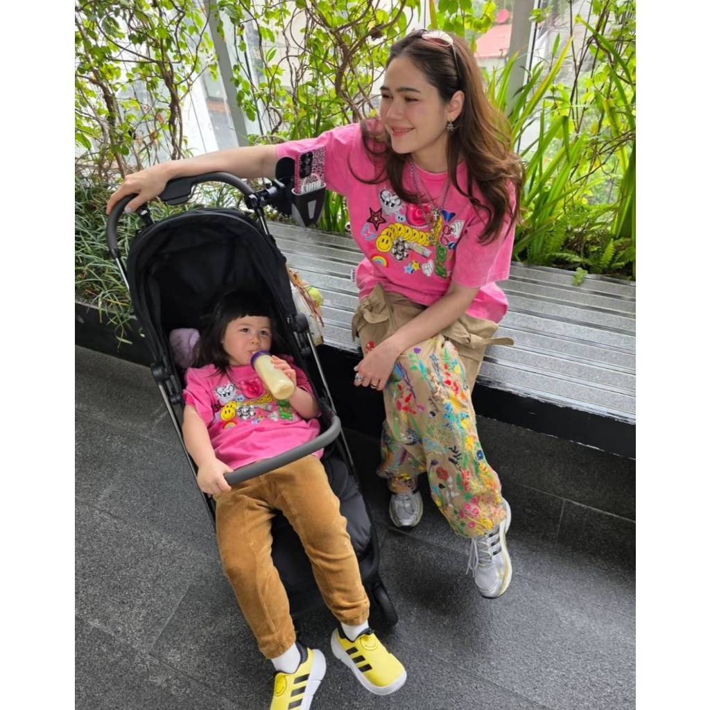 (DROP 7) STICKER CLUB T-SHIRT - PINK (ADULTS) - รูปที่ 2