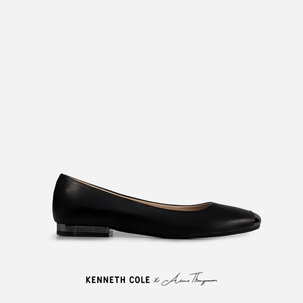 KENNETH COLE x ANNE THONGPRASOM รองเท้าส้นแบนผู้หญิงรุ่น ASTAIRE FLATS Black on Black สีดำ ( FLT - KS14097LE-001 )