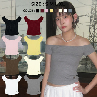 (พร้อมส่ง)Bemingtop922(S-XL)-Cherry Wink – เสื้อเพชรรอบตัวปา…