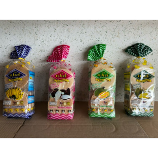 ขนมเปเล่ ขนมอัด ของกินโบราณชาวบ้านเพระยอง