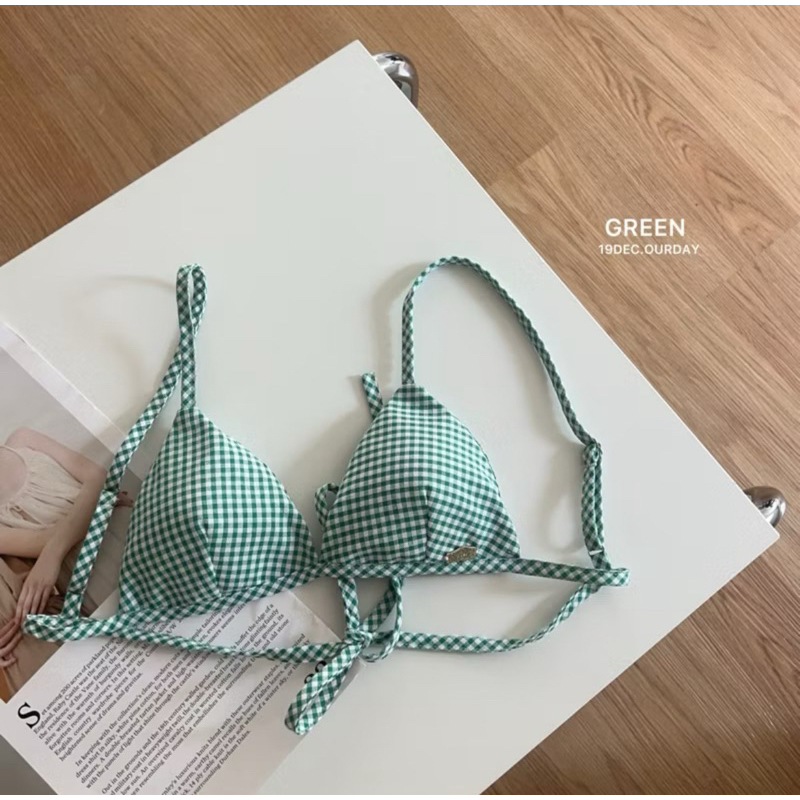 ส่งต่อ แค่ลอง( รุ่นคนกลาง ) Bikini บิกินี่ผูกหลัง บิกินนี่ไปทะเล สีเขียว จากร้าน 19dec.ourday