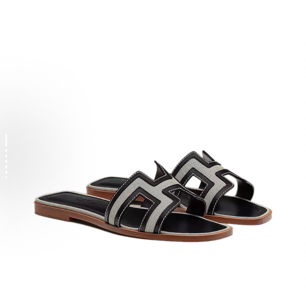 ✨ขายจำกัดเวลา 💋 HERMES sandals H221106Z 79/H221106Z 01 ของแท้ แฟชั่น ความสง่างาม รองเท้าแตะ