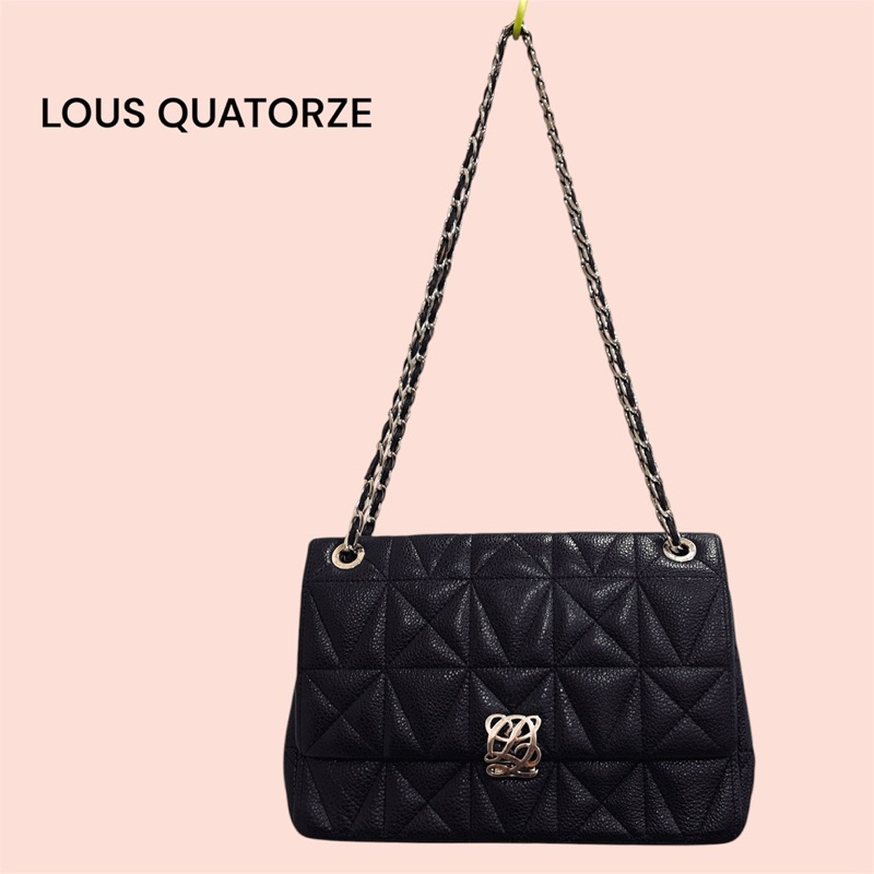 กระเป๋าlouis quatorze แบรนด์หนังดีมากค่า มือ2 สภาพ80%