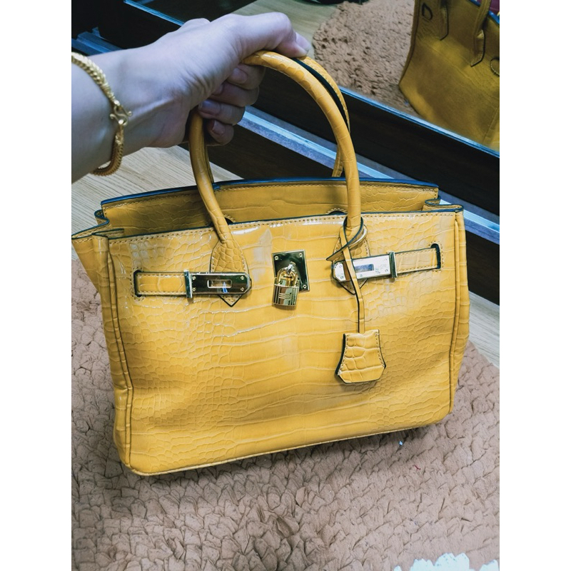 กระเป๋าberkinทรงtotสภาพสวย