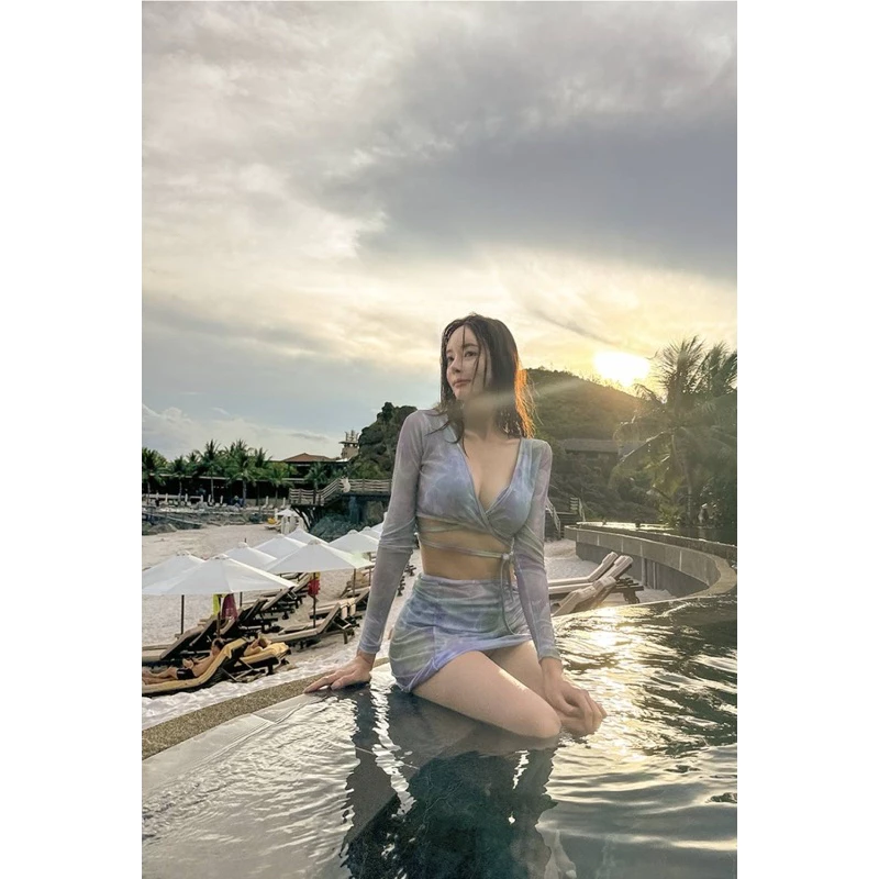บิกินี่เซ็ต 4 ชิ้น เสื้อแขนยาวพันรอบตัวพร้อมกระโปรง thumbnail 3