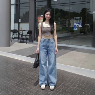 กางเกงยีนส์ขากระบอกใหญ่ รุ่น Secret Jeans