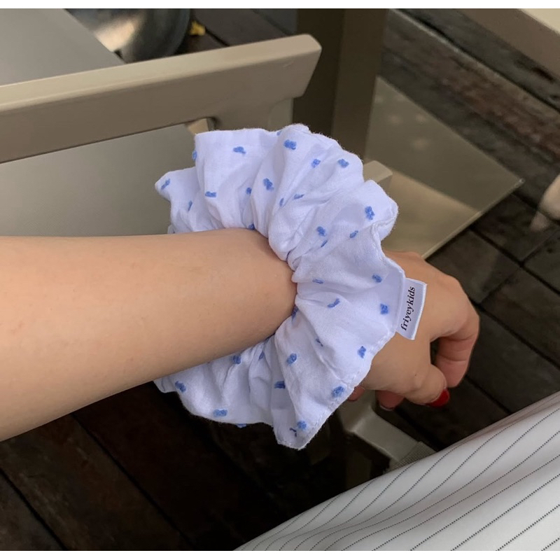friyeykids fluffy babyblue (scrunchies)
