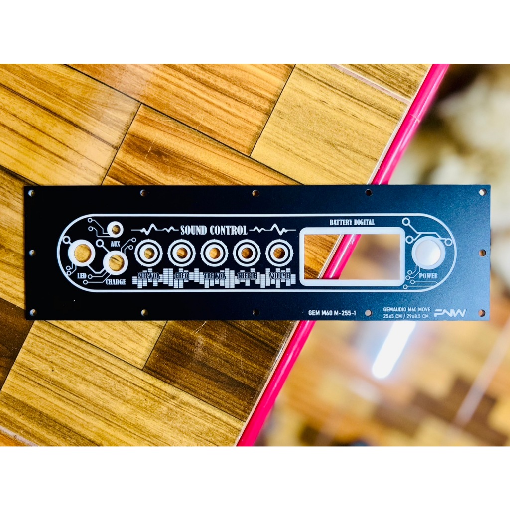 เพลท GEMAUDIO M60 ย้ายVOL.  ช่องอุปกรณ์ 25x5 Cm แสงผ่านได้ GEM M60 M-255-1