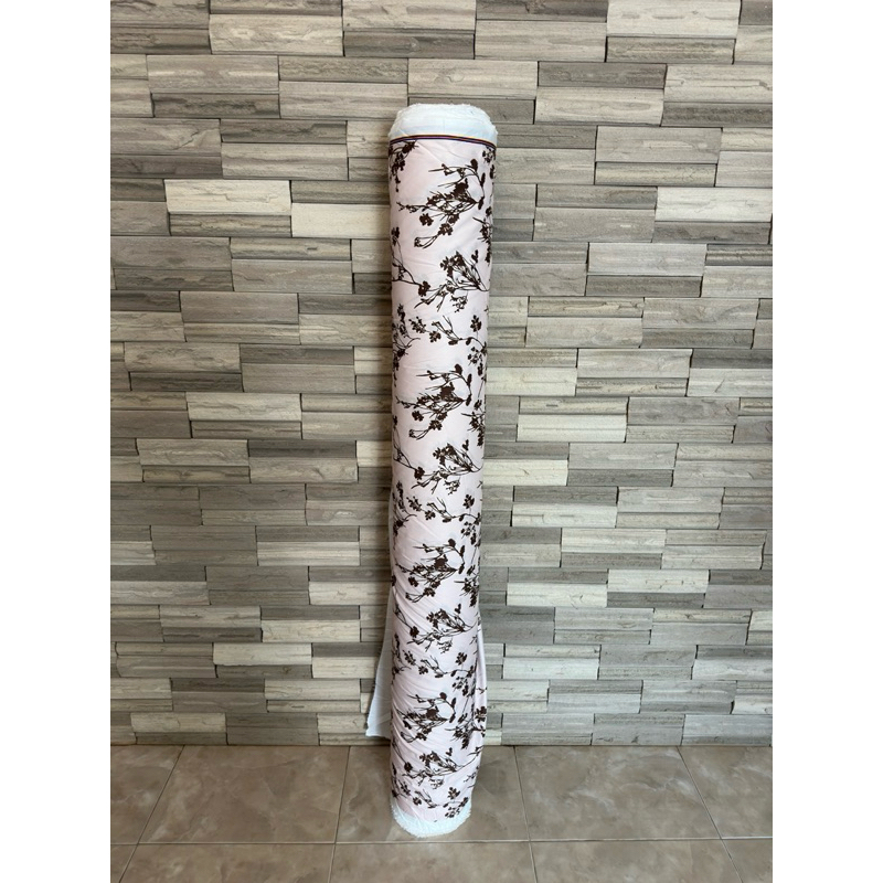 ผ้าไหมอิตาลีพิมพ์ลาย รุ่น MN018 หน้ากว้าง 60 นิ้ว ลายยอดฮิต ผ้านุ่ม สีสดชัดเจน