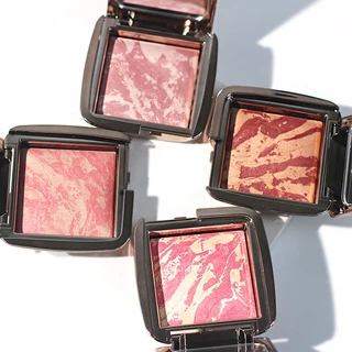 HOURGLASS Ambient Lighting Blush 1.3g/4.2g บลัชออนพิกเม้นท์แน่น ช่วยเพิ่มมิติให้พวงแก้ม ขนาด 1.3 กรัม/4.2 กรัม