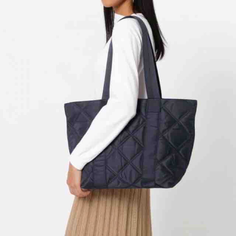 Amaeing song bag กระเป๋าสะพายข้างสามมิติ
