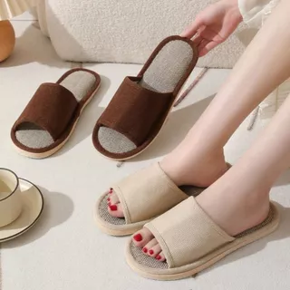 🩴LONG JAI🩴รองเท้าใส่ในบ้าน มาใหม่ พื้นยาง กันลื่น น้ำหนักเบา Slippers ในออฟฟิศ รองเท้าลำลอง