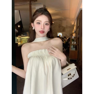 เสื้อครอป เกาะอก สีดำ มีสายคล้องคอแบบติดกระดุมจากด้านหลัง อกสม็อค ผ้าเปลือกไม้ ยับยาก เสื้อเบลาซ์ #8929