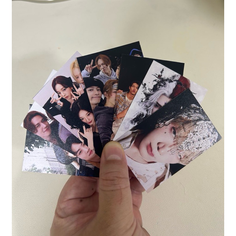 ปริ้นรูป Polaroid(โพลารอยด์) ขนาด 2x3 เริ้มที่ 1 บาท ขั้นต่ำ 12 รูปเพิ่มจำนวนที่ละ 4 รูปนะคะ เวลา 1-3 วันในการจัดทำ