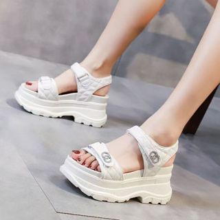 🔥จัดส่งทันที🔥รองเท้าแตะแฟชั่น รองเท้าส้นตึก กันลื่น สไตล์เกา…