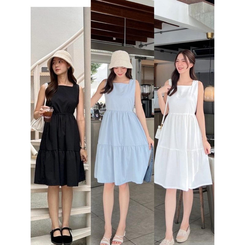 Vanila 🧵เดรสขนมชั้นคอเหลี่ยมแขนกุด ตัวนี้มีซิปหลัง มีโบว์ผูกหลังด้วยนะคะ เนื้อผ้าใส่สบายมากๆๆ🧵