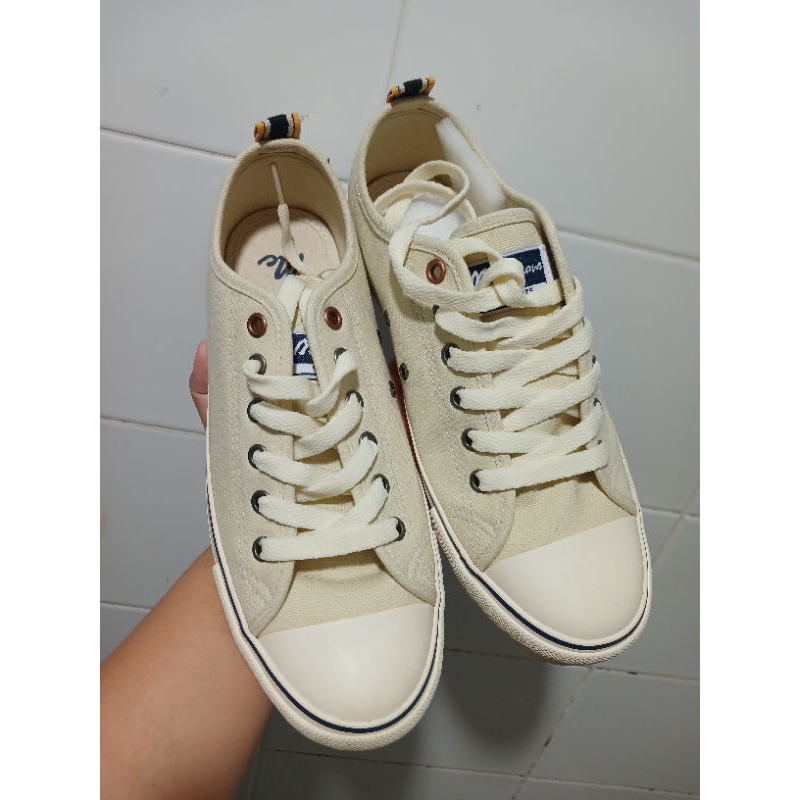 รองเท้า Mc แท้ รองเท้าแบรนด์แท้