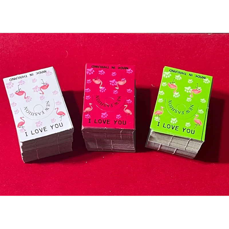 หัวกระดาษ ติดสินค้า นก ฟลามิงโก้ ขนาด 4 × 6 เซนติเมตรหนึ่งก้อนมี 100 ใบ กระดาษมันเงา สวยดีครับ