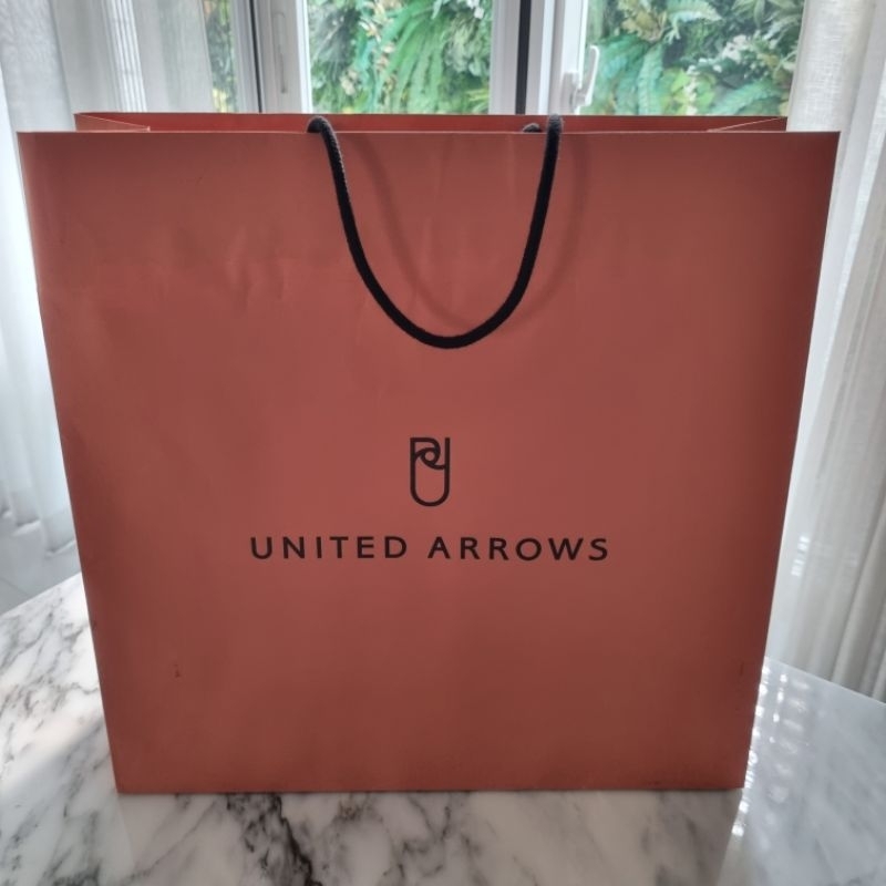 ถุงกระดาษ UNITED ARROWS Japan  แท้