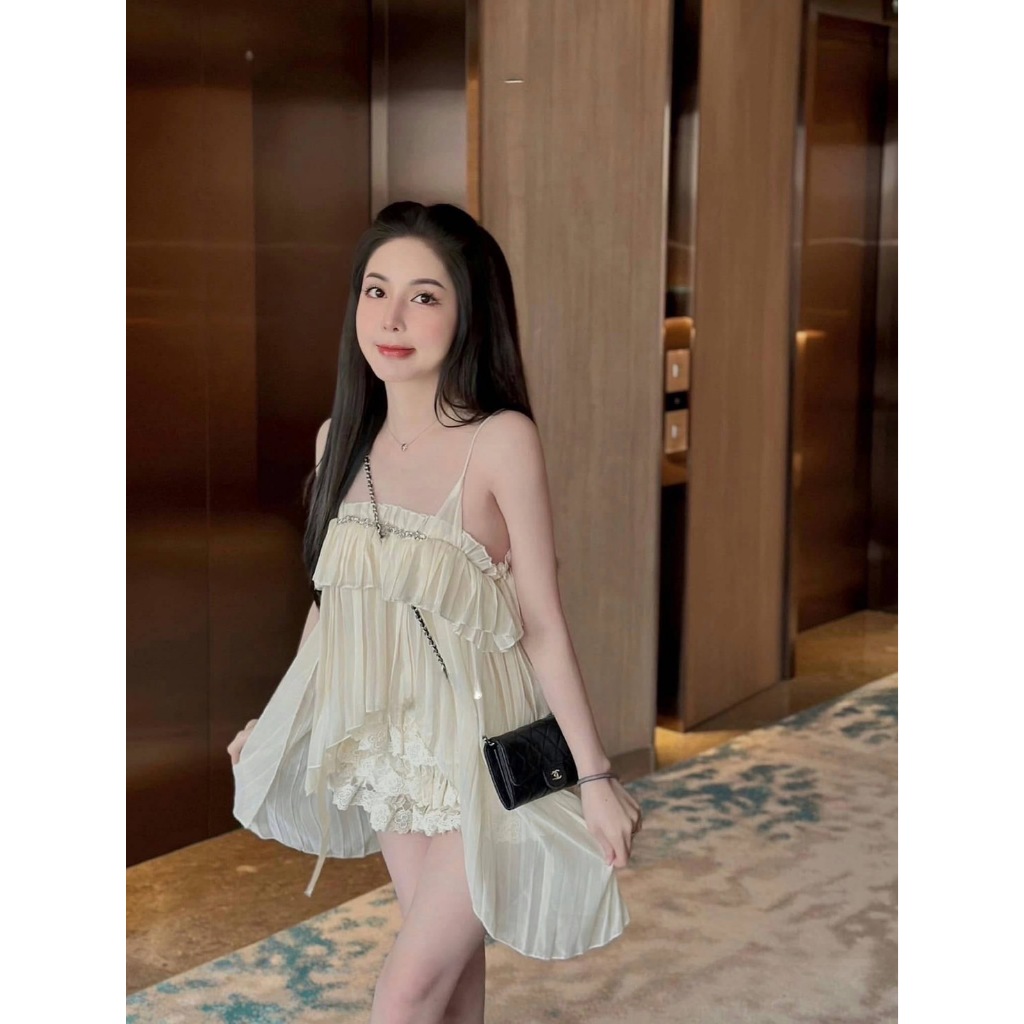 KITTI-T |  Set 2 ชิ้น เซ็ตนี้น่ารัก มากมาย เนื้ิอผ้าอัดจีบพีทอย่างดี กางเกงขาจั้ม | XS S M