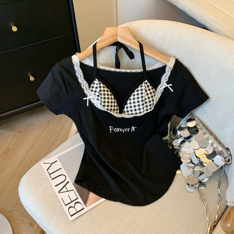 มือสอง เสื้อแขนสั้นผู้หญิง BunnyJ. ดีเทลตาราง น่ารักสไตล์เวียดนาม 🤍🎀 มีฟองน้ำในตัว