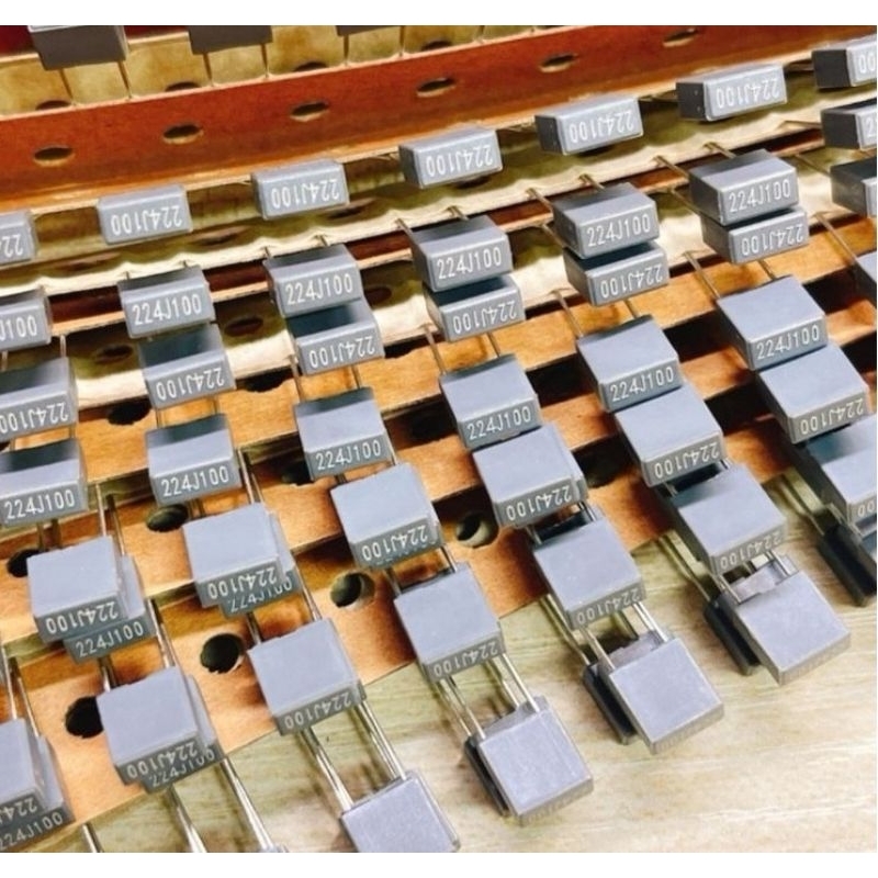 จำนวน10ตัว 224j100 224poly /โพลี100v เครื่องขยายเสียง