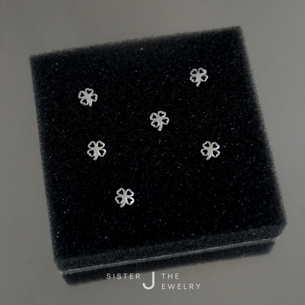 Sister J | ต่างหูใบโคลเวอร์เงินแท้ silver 925 (ราคาต่อคู่) | Clover Earrings