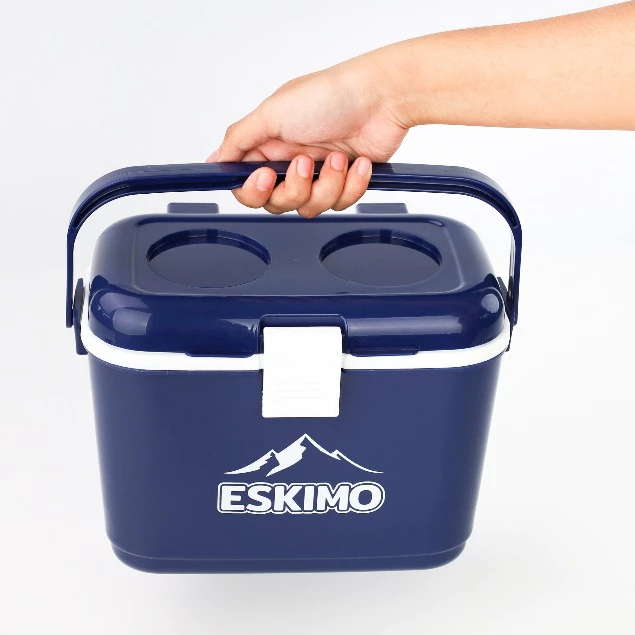 ESKIMO COOLER กระติกน้ำพลาสติกเก็บความเย็น ทรงเหลี่ยม หูล็อค หูหิ้ว เก็บเย็นนาน 12 ชม. 3L / 4L สีน้ำเงิน สีครีม thumbnail 7
