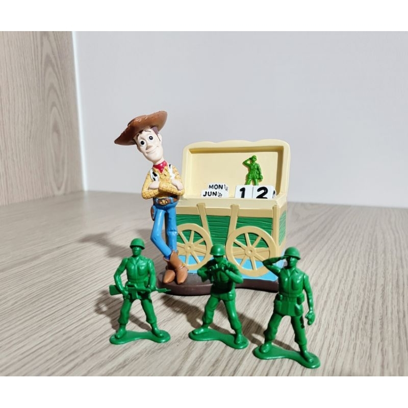 Perpetual Calendar Toy Story Woody with Green Army Men Figure (ไม่มีกล่อง)
