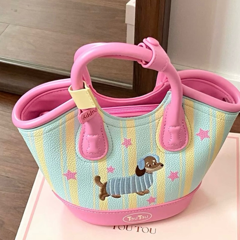 Pickme.preorder9 -  TOUTOU x Luck Puppy กระเป๋าถือสุดน่ารัก 🐶💖