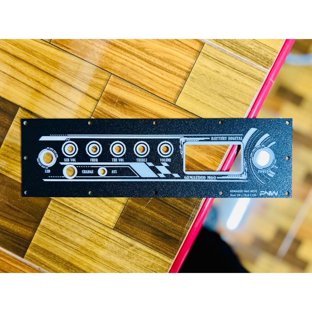 เพลทลำโพงบลูทูธ GEMAUDIO M60 ย้ายVOL.  ช่องอุปกรณ์ 26x6 Cm แสงผ่านได้ GEM M60 M-266-4