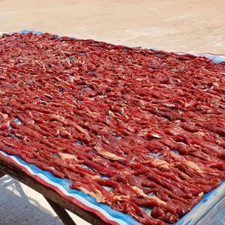 เนื้อแดดเดียวสูตรอีสานจากชัยภูมิ ขนาด 1 กิโลกรัม (500กรัม 2 แพค)