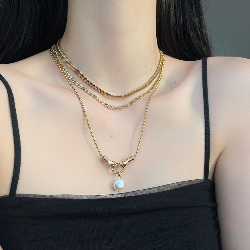 MlSS0MA✨สร้อยคอสแตนเลสพร้อมจี้ ดีไซเนอร์เก๋ โดดเด่น ไม่ซ้ำใครไม่ลอกไม่ดำ