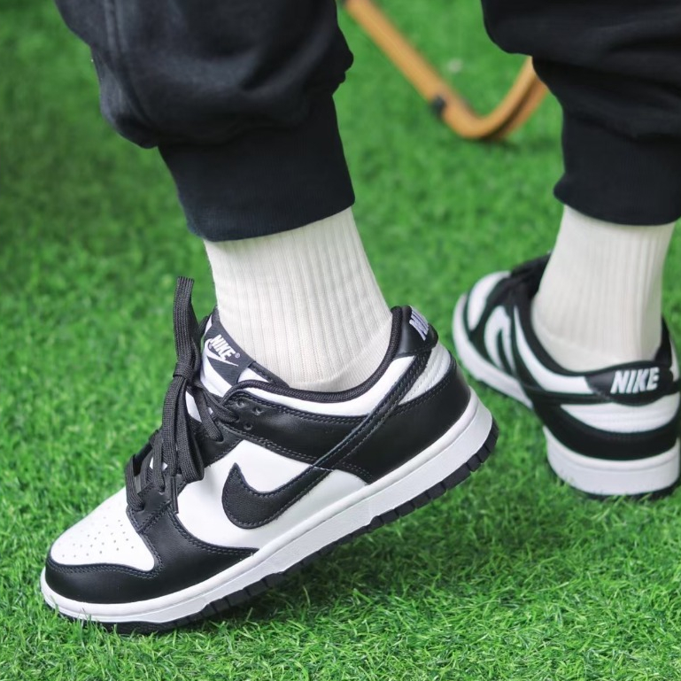 🎉ของแท้ 100%🎁🐼DUNK LOW  " PANDA "   รองเท้าผ้าใบสำหรับผู้ชายและผู้หญิง